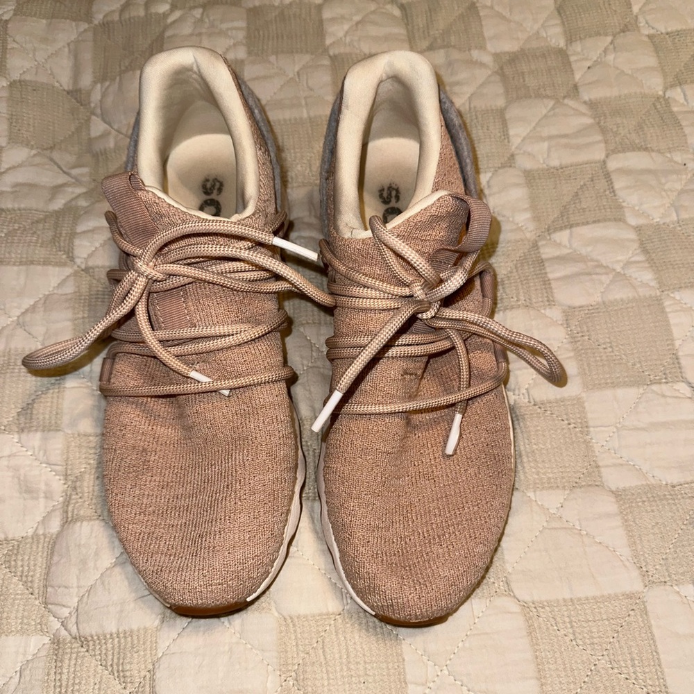 Sorel sneakers